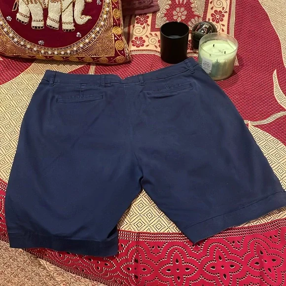 Boden bermuda shorts - Picture 6 of 14